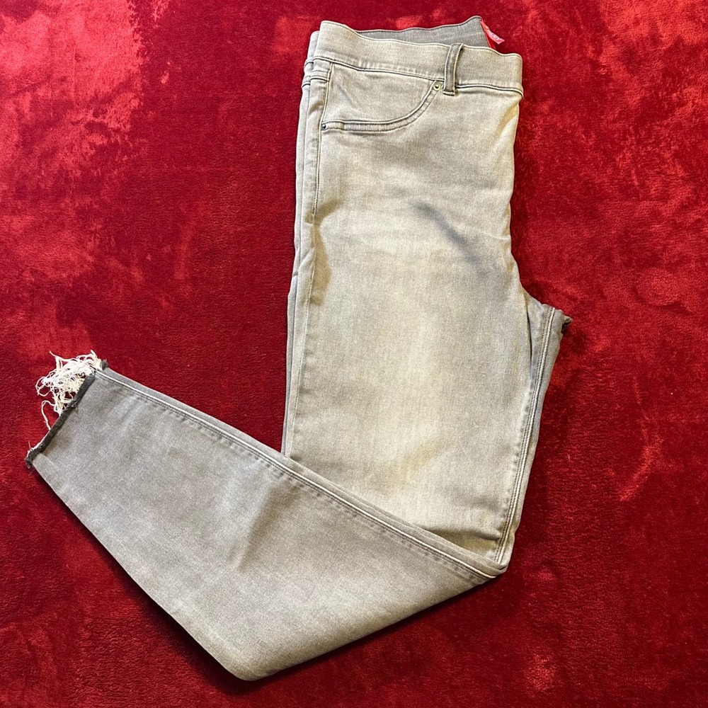 Spanx Ankle Skinny Jeans Grey Distressed Raw Hem Pull On Womens XL 20213R